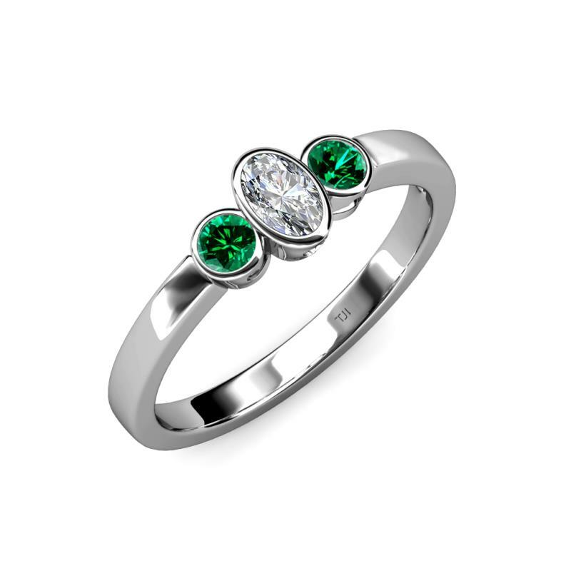 Pre-owned Trijewels Emerald With Center Diamond Women's 3 Stone Ring 0.67 Ctw In 14k Gold Jp:104231 In G-h