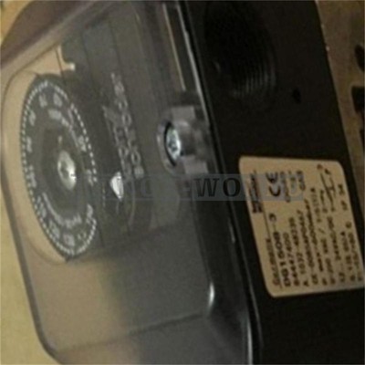 ONE Krom schroder DG150B-3 Pressure Switch NEW #A6-38