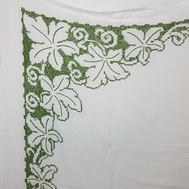 Vintage Floral Tablecloth Crewel Emboidered Embroidery Rectangular 54