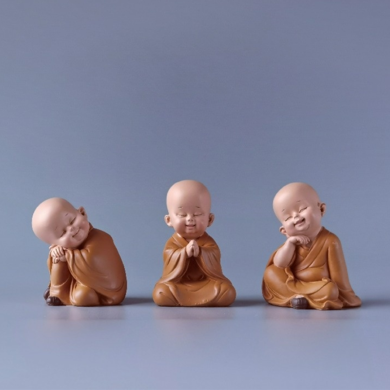 Mini Buddha Statue Cute Monk Resin Handicrafts Figurine Ornament Home Room Decor