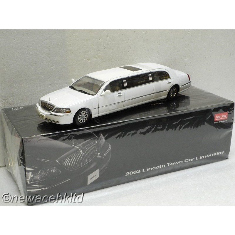 リンカーン　タウンカー　2003 リムジン　ミニカー　サンスター　1/18 リンカーン タウンカー 2003 リムジン ミニカー サンスター 1/18