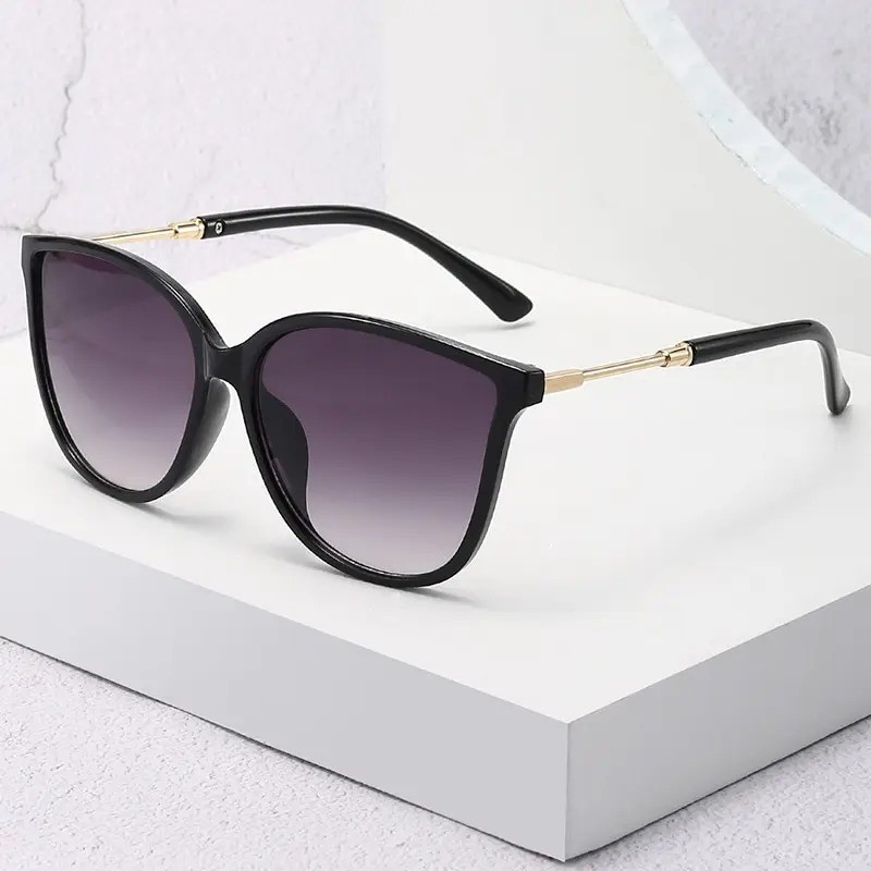 Vintage Cat Eye Sunglasses Women Designer Retro Mirror UV400 Driving