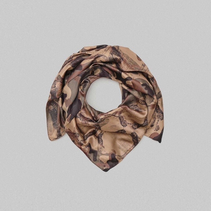 

Платок Женский Gaelle Paris GBADP3877 Camouflage Camo