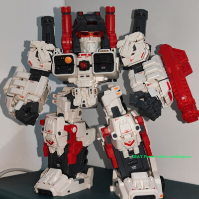 New Master Made SDT-01 TITAN Metroplex Q Version Transformation Toys IN STOCK