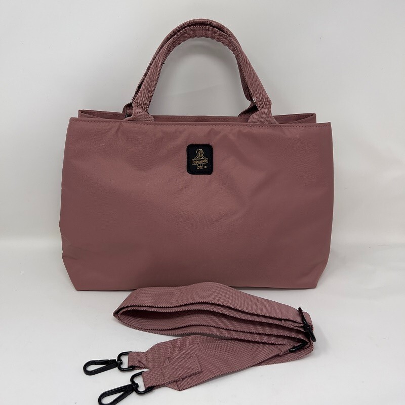 

Сумочка женская Refrigiwear Day Handbag розовая с плечевым ремнем