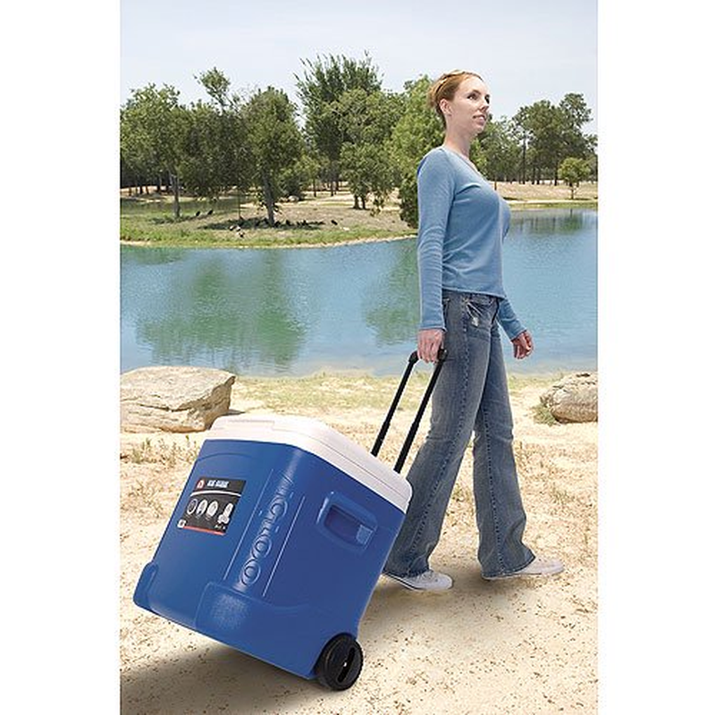 Igloo 60 Qt. Ice Cube Roller Cooler