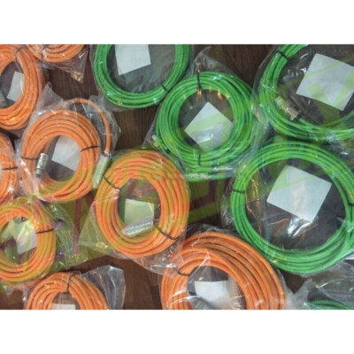 1PCS Deliver quickly Siemens cable 6FX5002-2DC10-1BF0 NEW