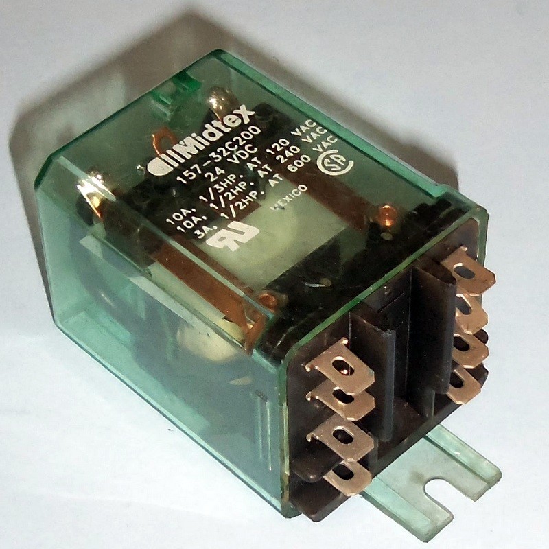 240. 5. реле времени finder 83. реле 0. таймер модульный finder 80.