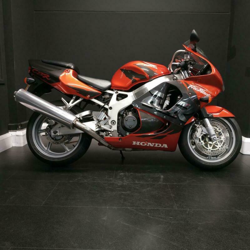 Honda cbr 900rr fireblade