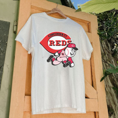 Men's Cincinnati team Red's retro logo t shirt, White Local Home Town, connect