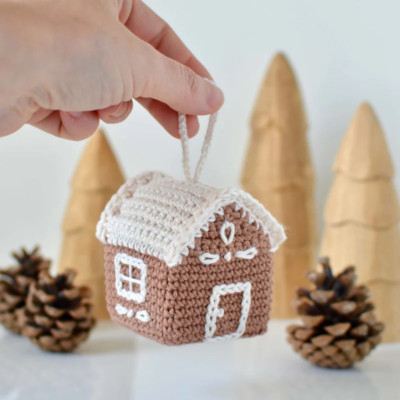 Easy Crochet Christmas Ornament Pattern: Gingerbread House, Create Unique Gifts