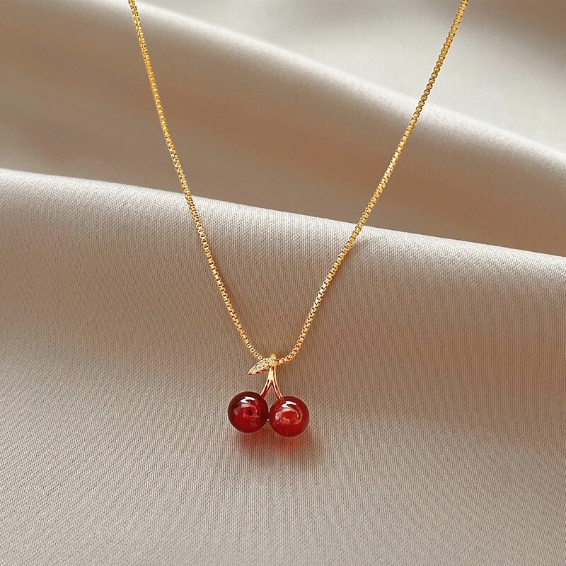 Seventeen 着用★関税込★Reinsein★CHERRY CHRISTMAS NECKLACE Amazon.com: Zeshimb Red Crystal Cherry Pendant Necklace