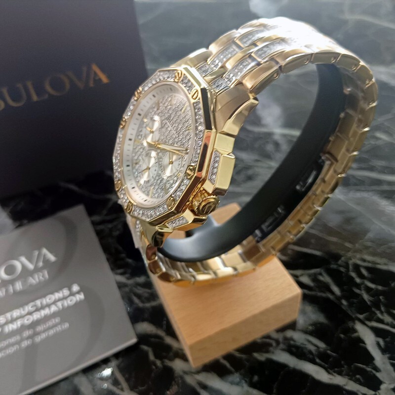 Pre-owned Bulova 98c126 Men's Crystal Octava Quartz Watch Silver Gold Dial 41.5mm