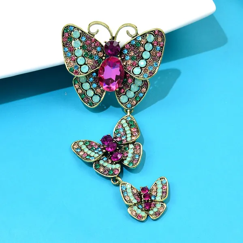Fashion Exquisite Large Crystal and Rhinestone Butterfly Brooches for Women Vintage 3 Butterflies Insects Pendant Tassel Brooch Pins