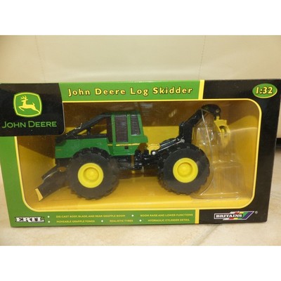 TRACTEUR JOHN DEERE LOG SKIDDER BRITAINS 15776 1:32 Boite abimée