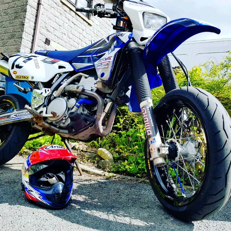 Suzuki DRZ 400 SM S E Supermoto Modified Upgraded Fast Low