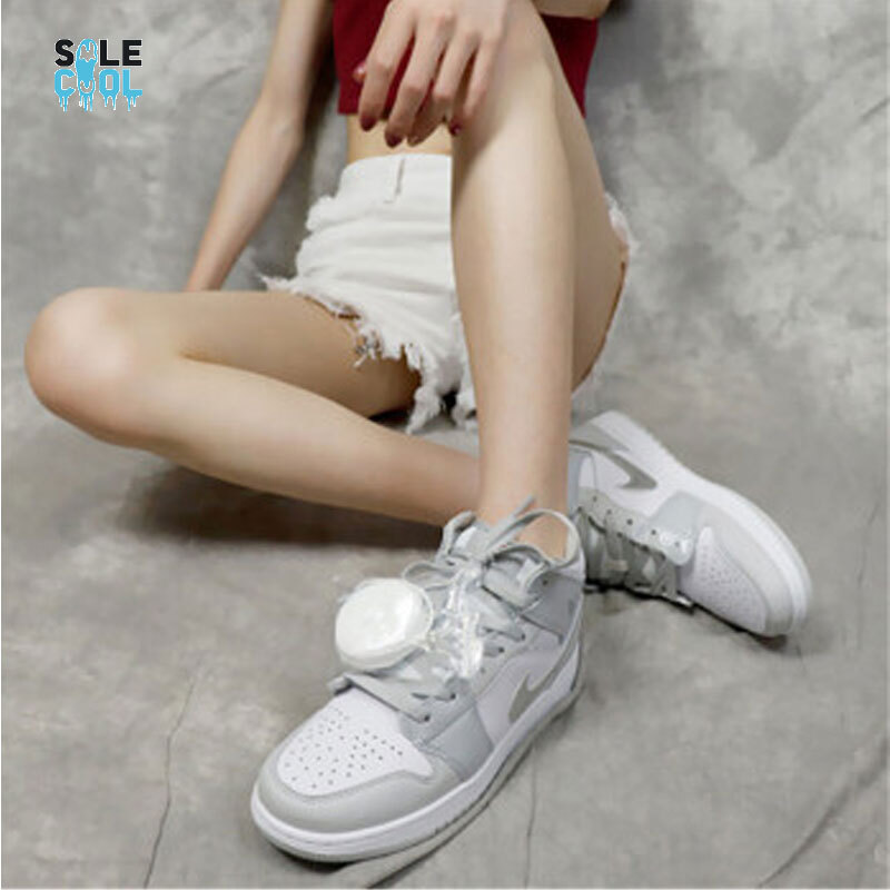 Pre-owned Jordan Nike Air  1 Mid Grey Shoes 555112-012 In White