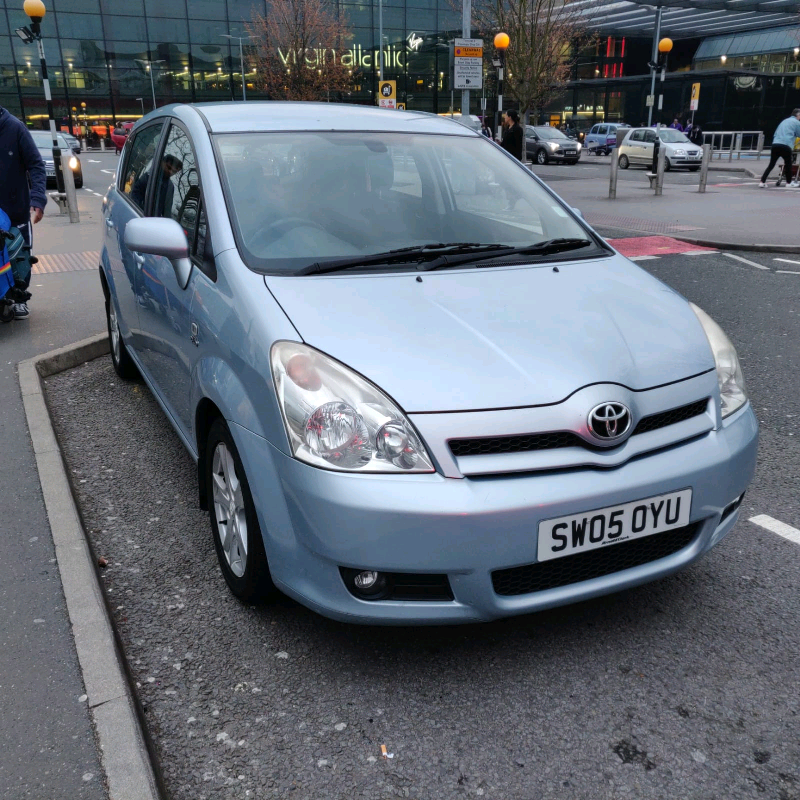 Toyota corolla verso 2005