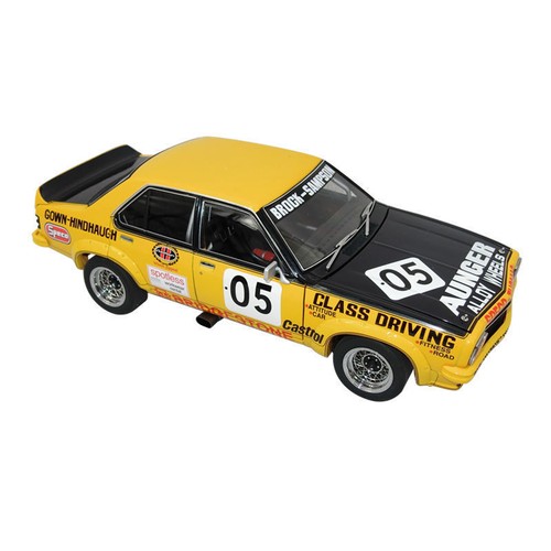 ミニカー 104-049 Cult 1/18 Rover P2b Saloon 1968 104-049 Cult 1/18 Rover P2b Saloon 1968 #PGFPHR | eBay Australia