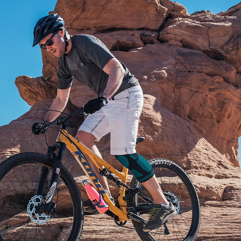 Silicone Knee Sleeve Compression Brace Support Gym Joint Pain Arthritis Relief