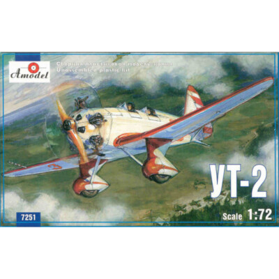 Ut-2 Soviet trainer airplane Scale 1/72 - Plastic model kit AMODEL 7251