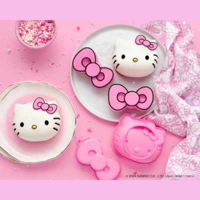 Hello Kitty Mini Cake Making Set 7-Piece 2 Silicone Molds Wisk Spatula and More