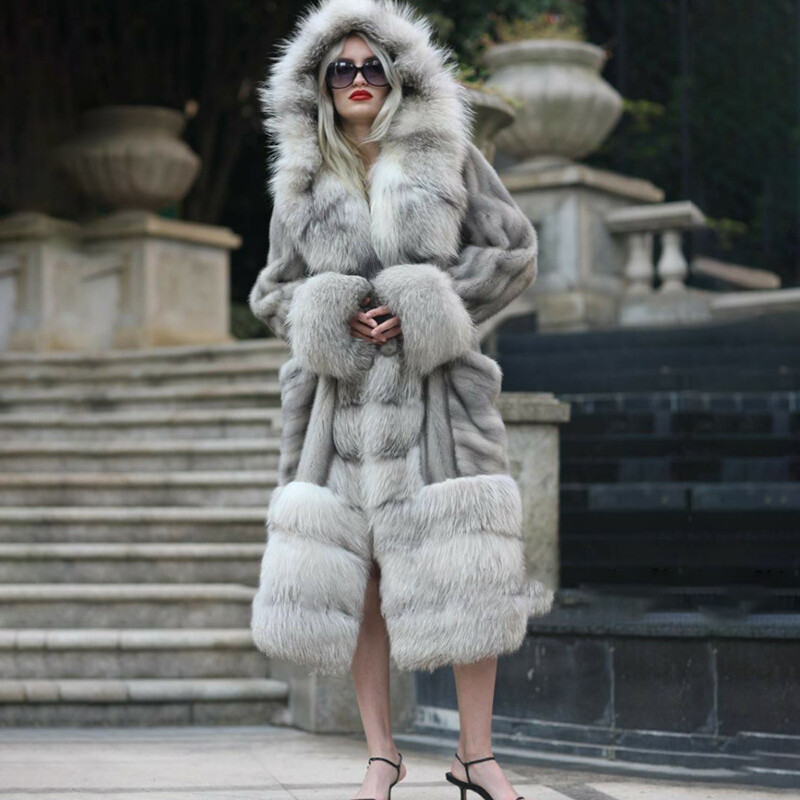 希少リアルファーコート ロング丈 フォックス FOX FUR COAT Long-Coat-With-Polar-Fox-Fur.jpeg