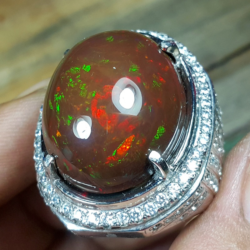 Fantastic 32.96 Ct Certified Ethiopian Chocolate Opal 360 ...