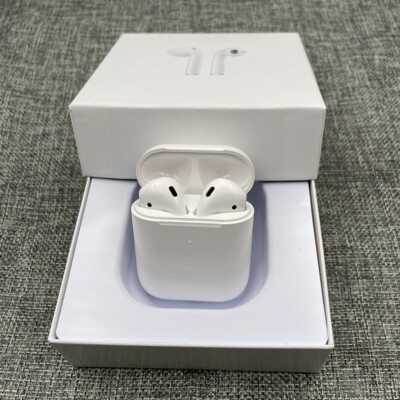 Apple Earphones 2nd Generation Pods with Wireless Charging Case - Full Set