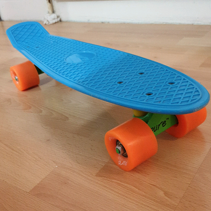 Pure 22" Retro Plastic Skateboard 1970's Style Californian Cruiser in