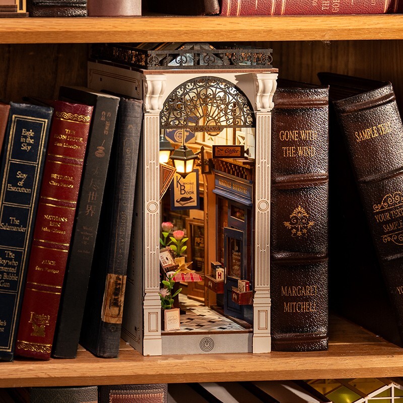 Rolife Arcade Dating Book Nook Kit 3D Wooden Puzzle Bookends Bookshelf Insert