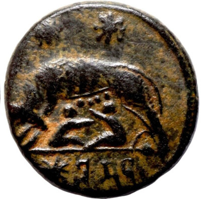 Constantine I. Æ Nummus. Lugdunum, 330. Commemorative VRBS ROMA She-wolf VF