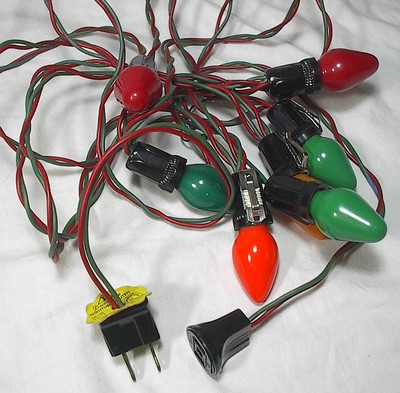2 Strings 7 Bulb Vintage C7 Christmas Lights 14 Bakelite Clip Sockets Red/Green