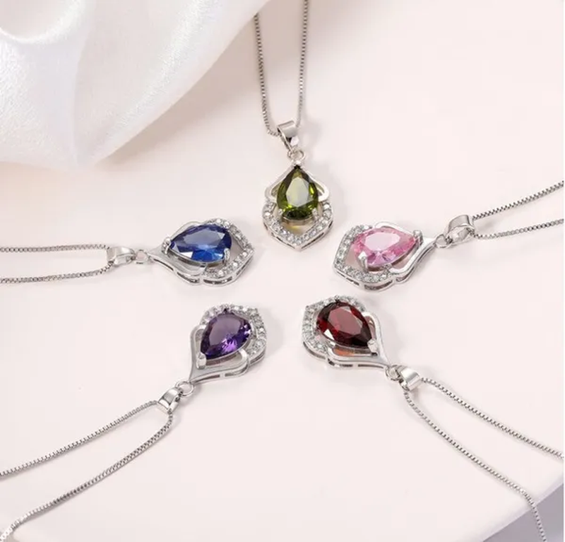 Fashion Copper Silver Plated Necklace Ladies Luxury Natural Crystal Inlaid Zircon Pendant Clavicle Chain Accessories