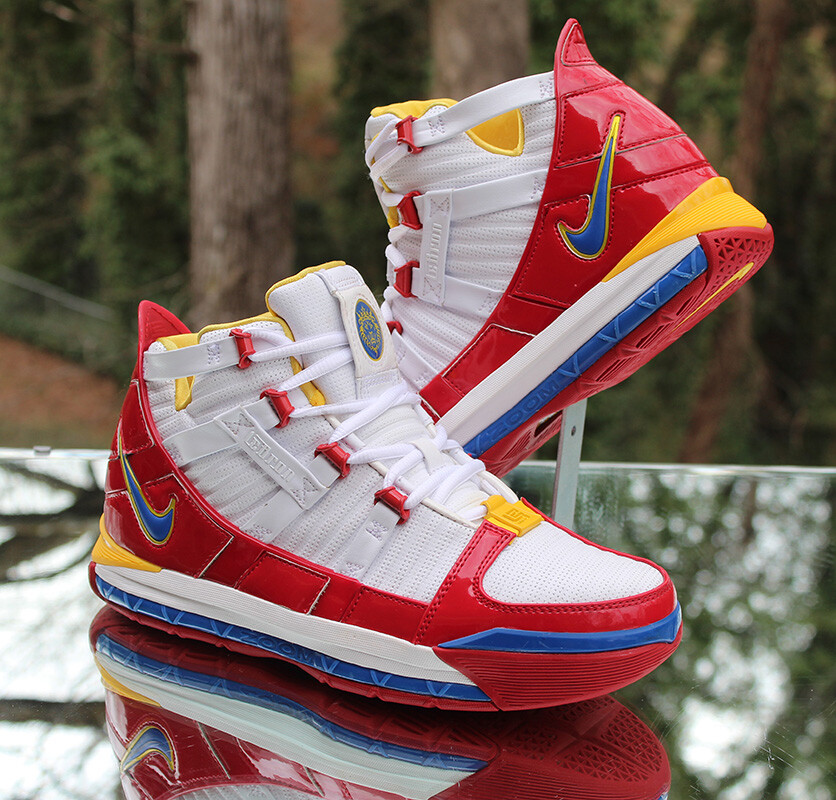 Nike Zoom LeBron 3 SuperBron Men's Size 8 White Varsity Red