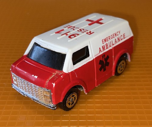 MATCHBOX☆CHEVY VAN エルム街の悪夢☆ミニカー 1999 Matchbox