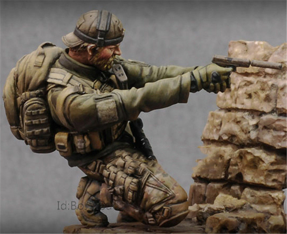 1/24 75mm Special Forces Soldier Unpainted Resin Figure Model Kits With