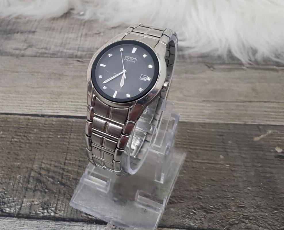 NO RESERVE Citizen Eco Drive Black Dial Stainless Steel Date Watch E111 S058481
