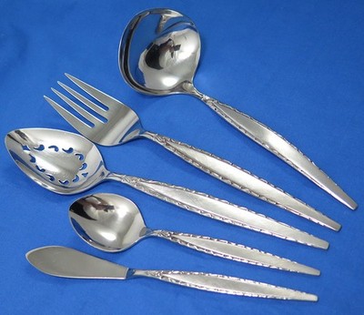 4 Oneida Community VENETIA Stainless Serving Pcs Ladle Fork Pierced Spoon Butter