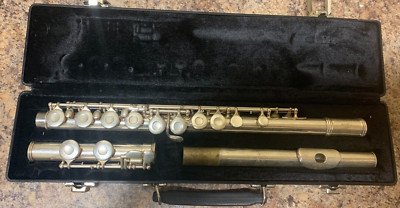 (RI5) Gemeinhardt 2SP Flute w/ Case