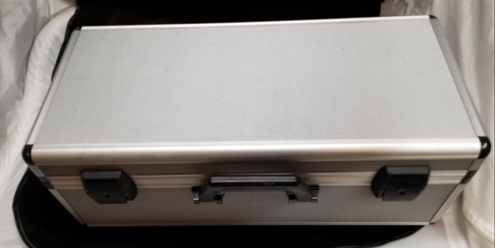Getzen 3050 Custom B1 Silver with Gold Trim, Flight Case Included