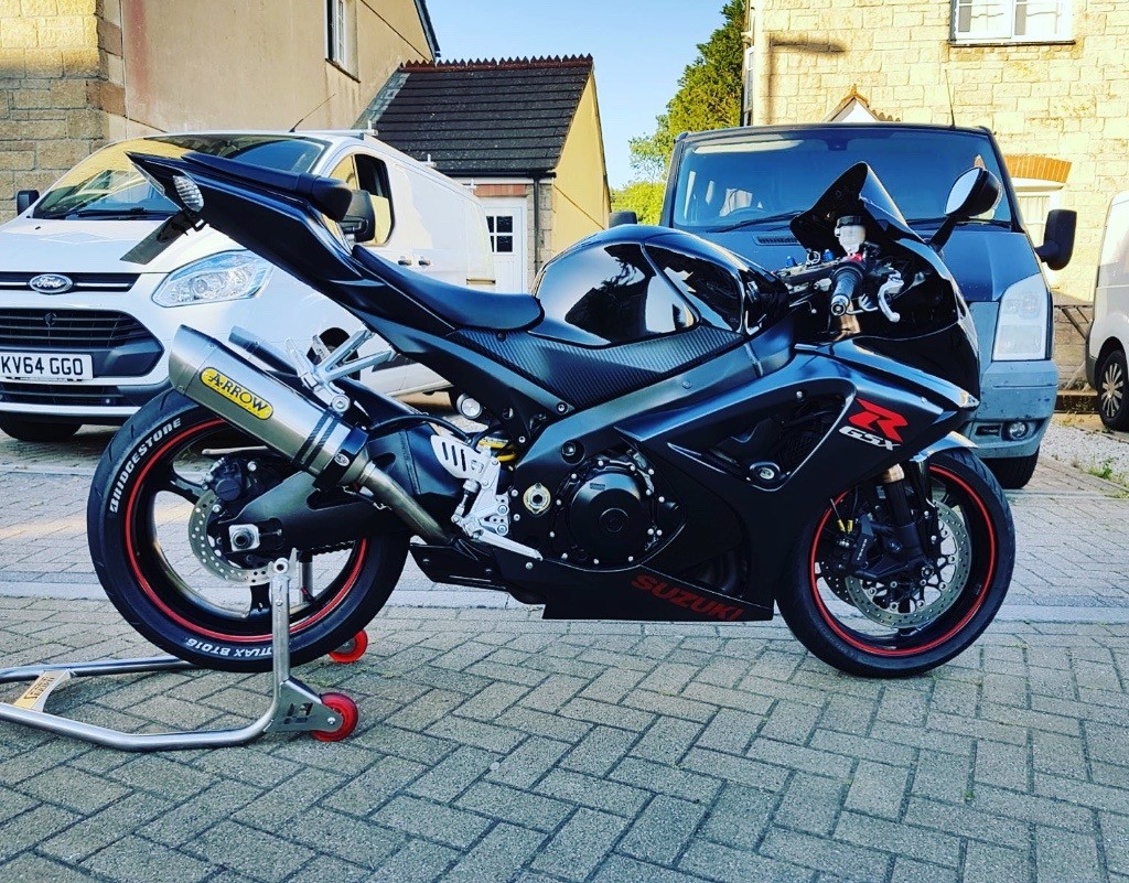 Сузуки gsxr k7
