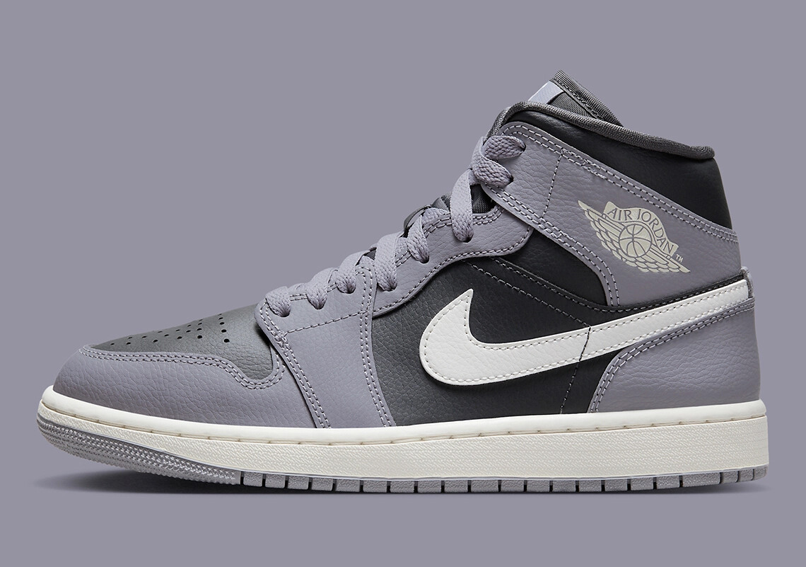 

Кроссовки Nike Air Jordan 1 Mid Cement Grey Sail White BQ6472-022 женские размер, Серый, Air Jordan 1 Mid