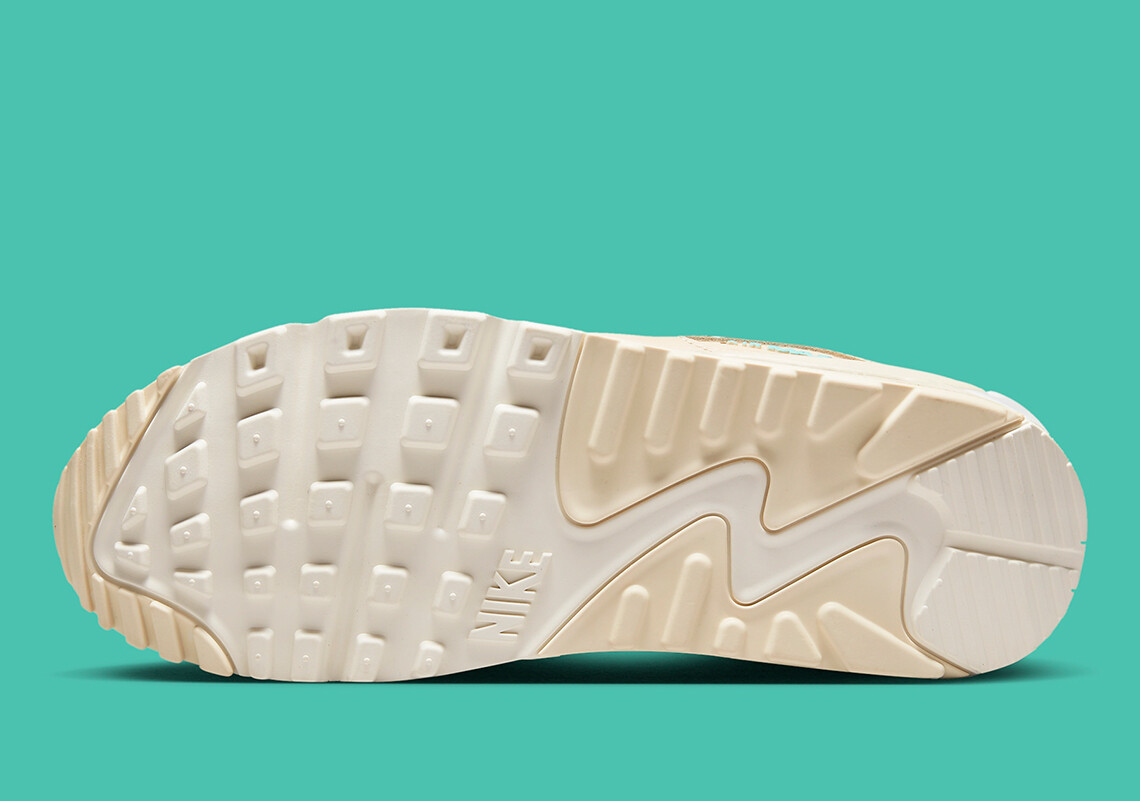 

Женские кроссовки Nike Air Max 90 Mama Shimmer Pearl Phantom Silver DZ5194-001, размер 9,5, Бежевый, Nike Air Max 90