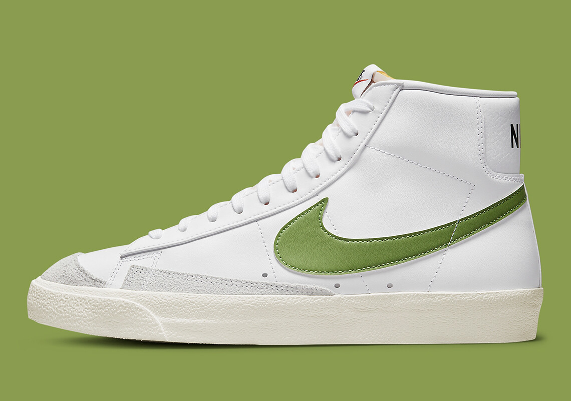 

Nike Blazer Mid 77 Vintage VNTG White Chlorophyll Black Sail BQ6806-116 Мужские, Белый, Nike Blazer