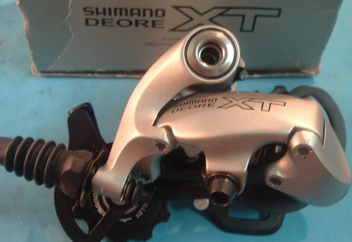 Shimano Deore XT RD-M750 Rear MTB Derailleur -NEW / NOS 3x9