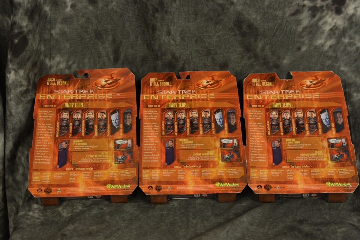 Art Asylum Star Trek Enterprise Away Team Complete Set of 7 Sealed Shran T'Pol