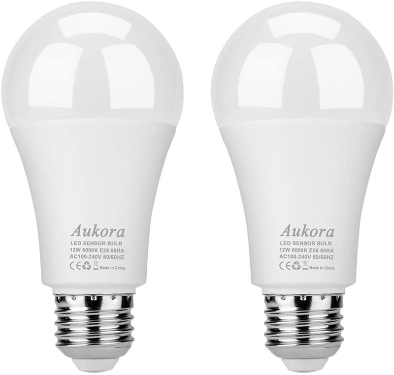 Aukora Dusk to Dawn Light Bulb, 12W (100-Watt Equivalent) Smart Sensor Light Bul