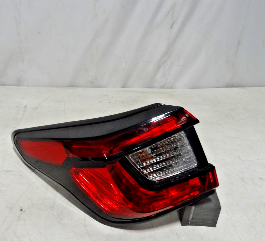 2020-2024 Subaru Crosstrek Left Driver Side Tail Light! Factory Original Part!