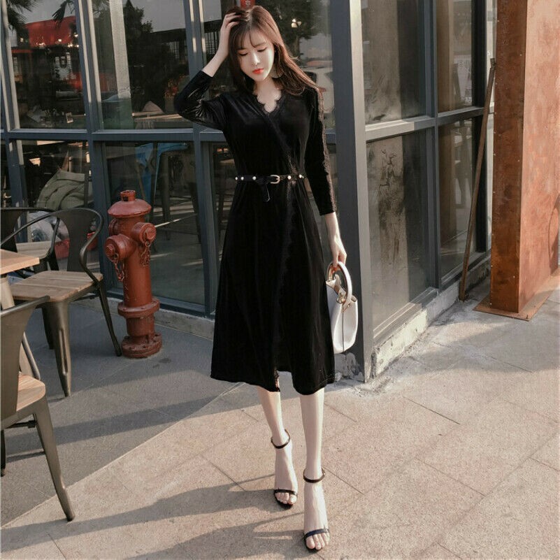 Women Velvet Dress Lace Retro Knee-length Long Sleeve V-Neck Elegant Gown